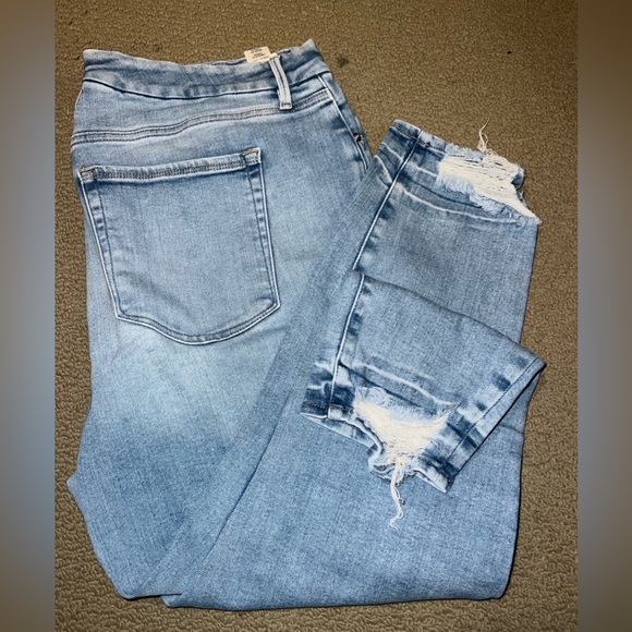 GOOD AMERICAN SIZE 20 high rise good legs jean - Picture 2 of 8
